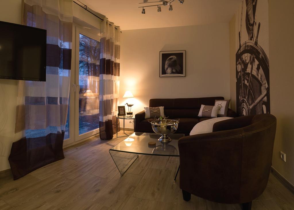 Charming Apartments Am See バート・ザーロー 部屋 写真