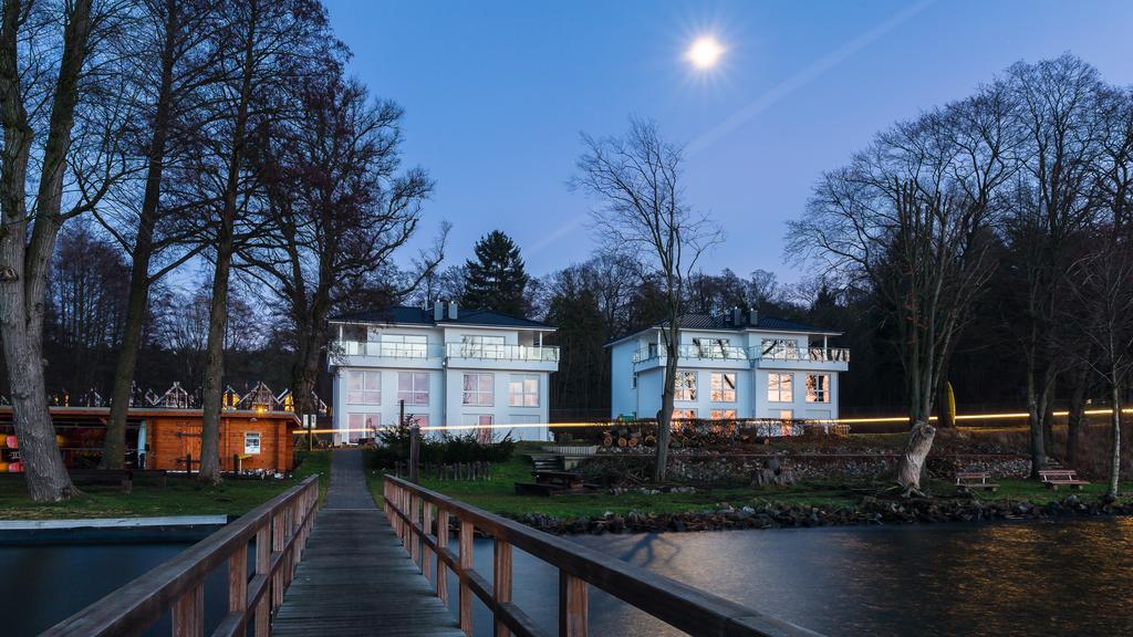 Charming Apartments Am See バート・ザーロー 部屋 写真