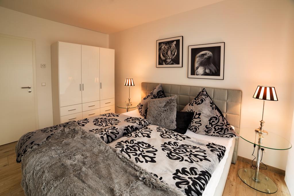 Charming Apartments Am See バート・ザーロー 部屋 写真
