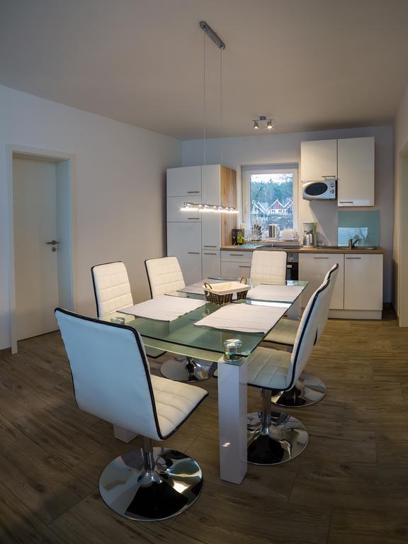 Charming Apartments Am See バート・ザーロー 部屋 写真