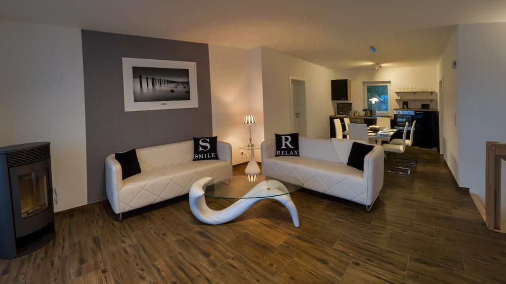 Charming Apartments Am See バート・ザーロー 部屋 写真